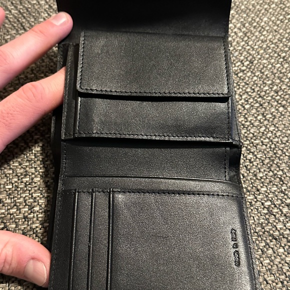 Celine Tri-fold wallet - Picture 5 of 9